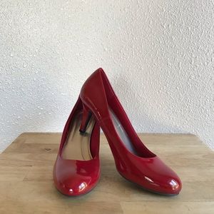 Red Pumps/Heels, Patent Leather, 9.5